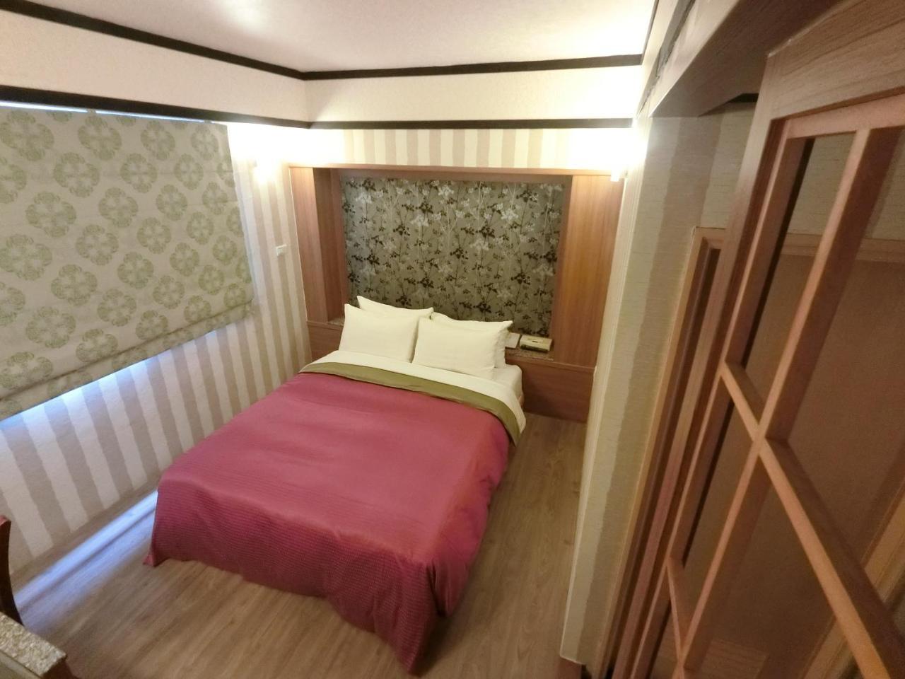 Nice Hotel Tajpej Buitenkant foto