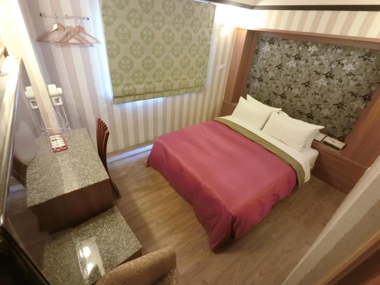 Nice Hotel Tajpej Buitenkant foto